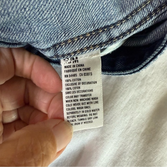 AMERICAN EAGLE Women’s Size M Medium Denim Jean Jacket Cropped Distressed Cotton - Picture 8 of 10